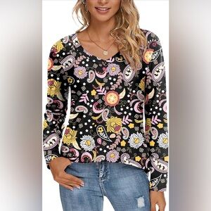 LONGYUAN Women’a Long Sleeve Vneck Top Black Colorful Flower Print SM
